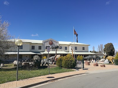 Photos of National Dinosaur Museum