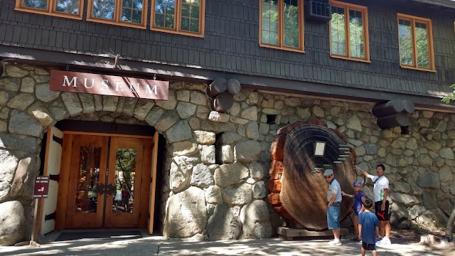 Yosemite Valley Visitor Center