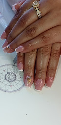 Photo n°12 de GLAmourNails à Dijon (Salon de manucure)