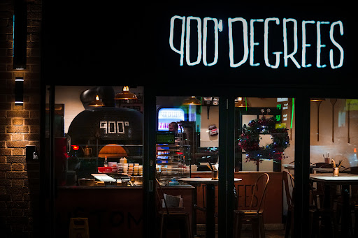 900 Degrees - Visual
