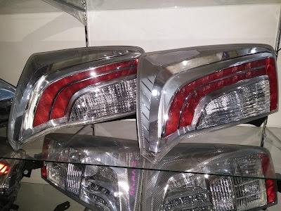 Photos of Auto Fashion - Hybrid World