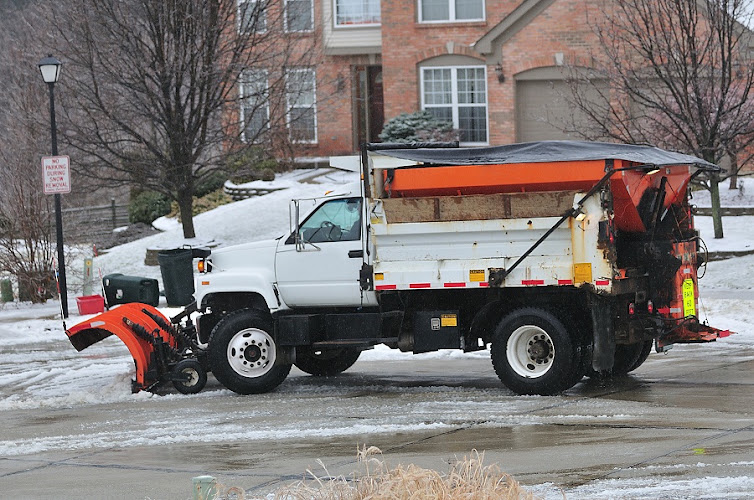 DeKalb-Sycamore Lawn Care