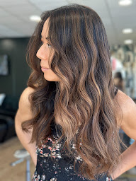 Photo n°16 de L'eden coiffure / Saint-Apollinaire à Saint-Apollinaire (Institut de beauté)