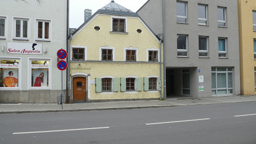 Herr Dr. Konrad Mzyk