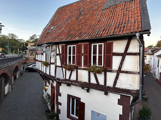 Shiraz Fausthaus Restaurant - Thumbnail