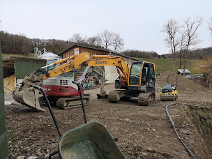 Photo n°5 de Sarl TISSOT - Travaux publics et travaux agricoles Haute-Savoie 74 à Cernex (Service de déneigement)