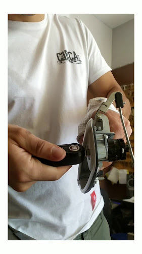 Opinii despre TRUST KEYS - Κλειδαράς Παιανία - Κλειδαριές ασφαλείας - Κλειδιά αυτοκινήτων - immobilizer - Αντικλειδια în Παιανία - Αλλος