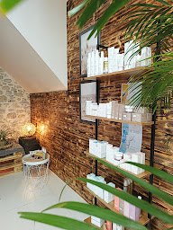 Photo n°2 de MJ Dépannage Chambéry à Cognin (Magasin de vêtements pour femmes)