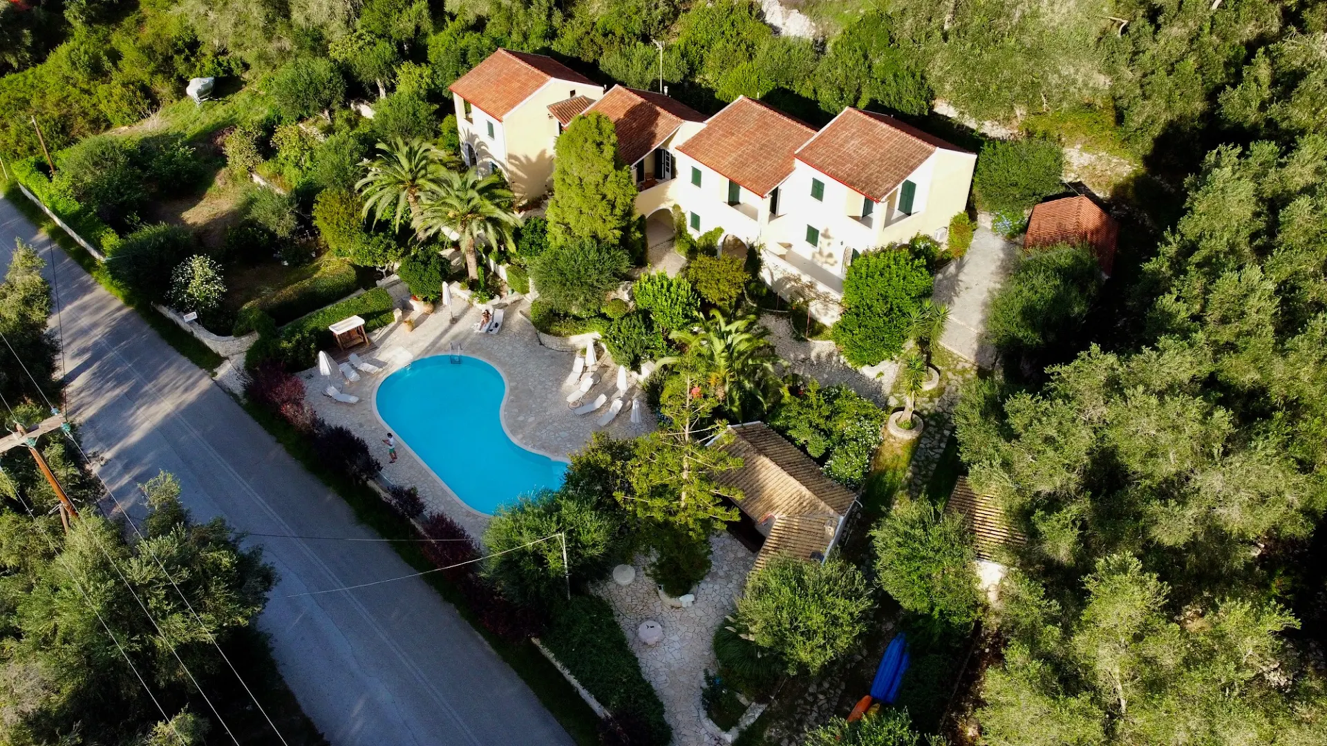 Andrikos Studios - Holiday Accommodations