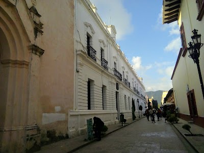 Photos of Unach Escuela de Derecho