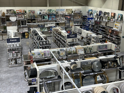 The Range, Hull - Visual