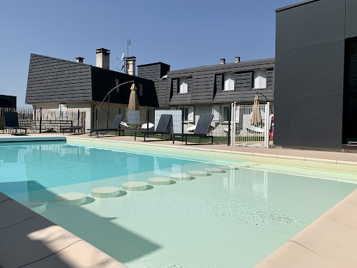 Photo de Logis Hôtel Chez Camillou à Aumont-Aubrac (48130)