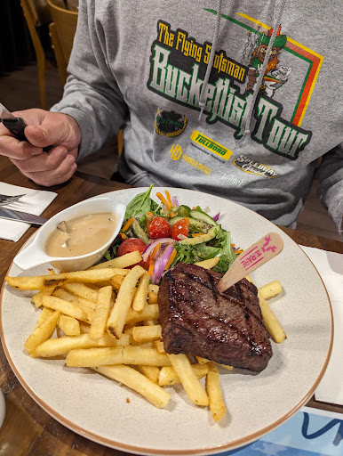 Restaurant @ Morayfield Tavern