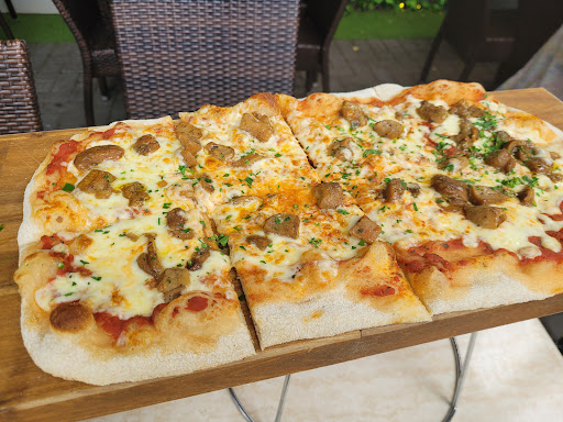 IL Mulino Pizzeria and Rosticceria - Thumbnail