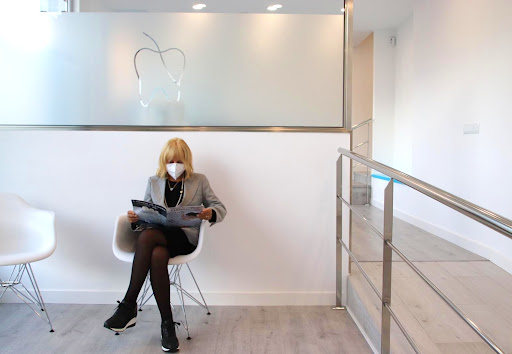 CLÍNICA DENTAL VILANOVA ROTLLAN - Thumbnail