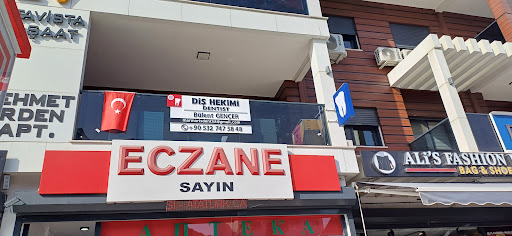 Diş Hekimi Bülent Gençer Dentist