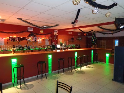 Photos of Academia y Pub Latino Merecumbe