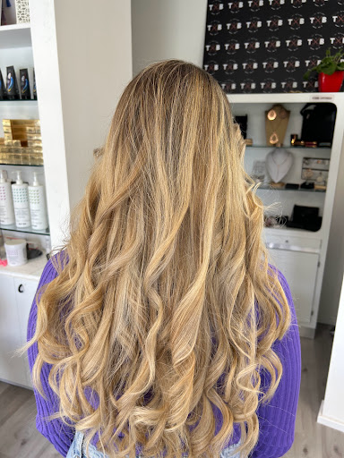 T&B Hair Stylist - Thumbnail