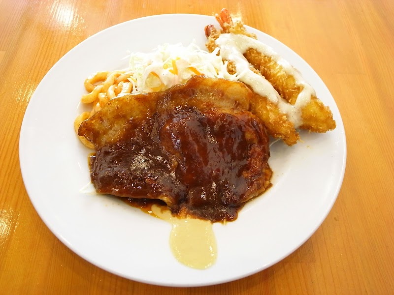 お食事カフェasahi 自家焙煎コーヒー自家製麺 土日祝は休み 営業8:30〜17:00手作りの店 予約は受付けておりません