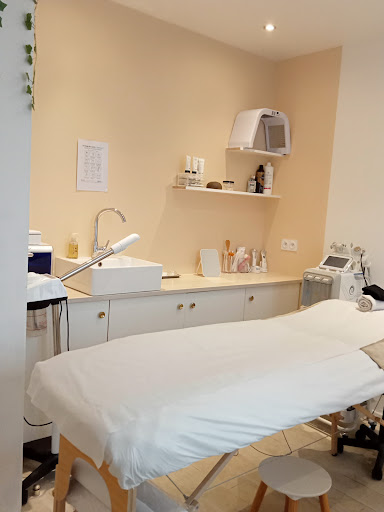 Skin Beauty Store by Sandra