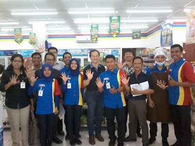 Photos of Indomaret Nangka Utara