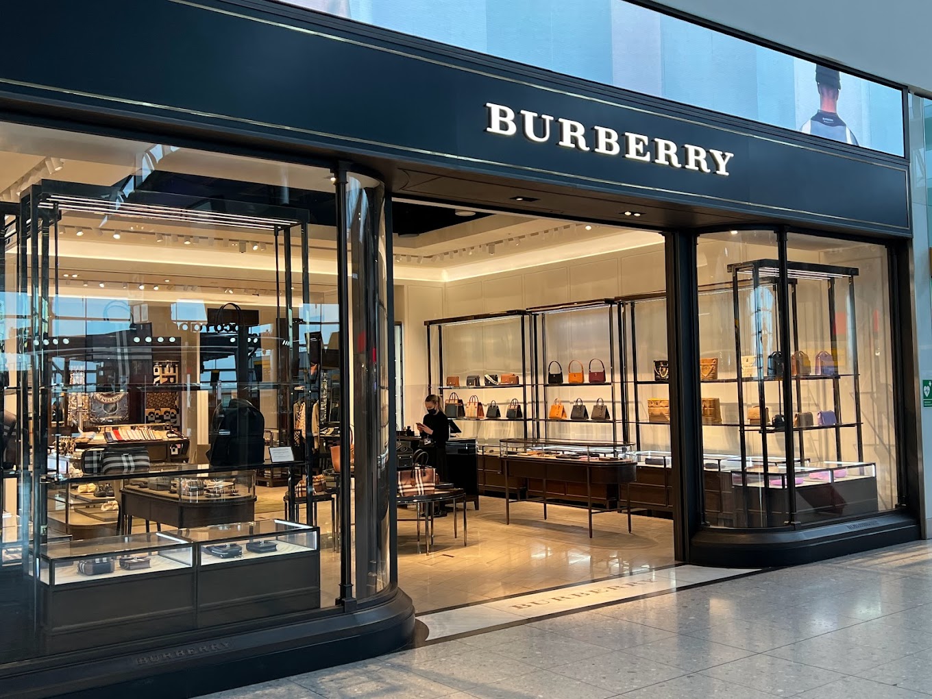 Discover the elegance and British heritage of Burberry shops in London. Explore the iconic trench coats, check patterns, and a wide range of fashion, accessories, fragrances, and beauty products at Burberry boutiques located in the heart of the city. #burberry #london #luxury #shopping burberry shops in london | burberry outlet london | burberry outlet hackney | burberry store london | burberry knightsbridge | burberry flagship store london | burberry westfield stratford | factory outlet