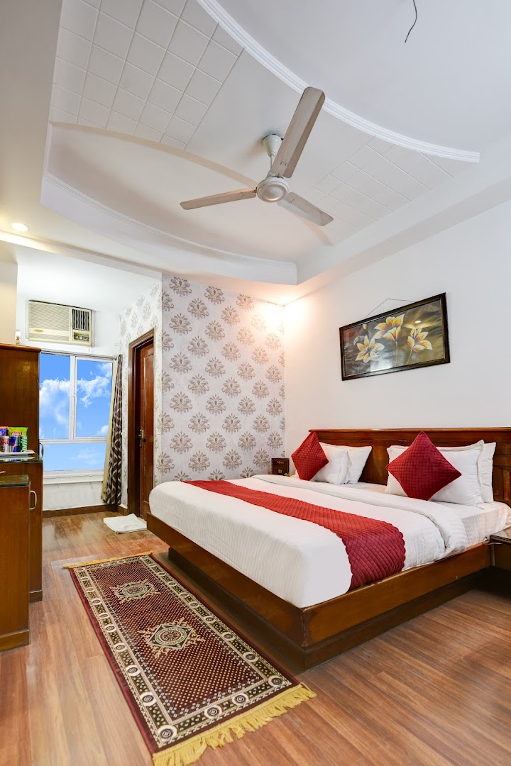 Hotel Chanchal Deluxe