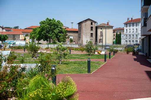 Photo de Jardin Service SAS J.S. à Pont-Évêque (38780)