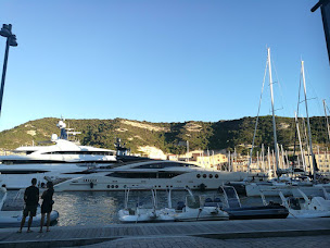 Photo n°6 de BARNES Corse Bonifacio à Bonifacio (Agence de location de maisons de vacances)