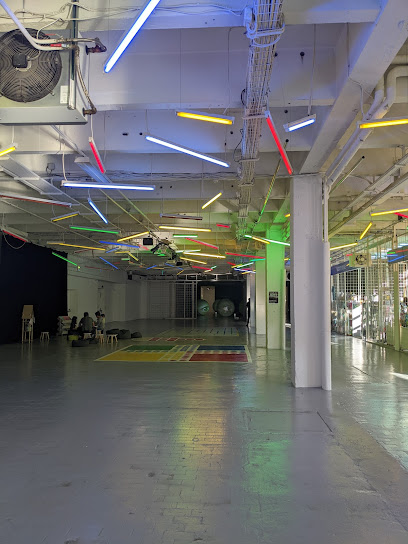 Le Tripostal