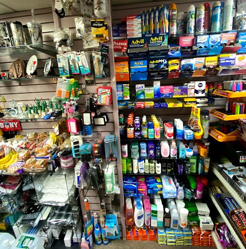 FOURM Gift Shop and Convenience Store - Thumbnail