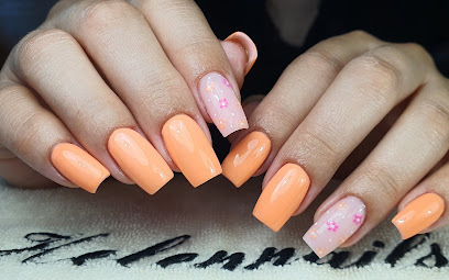 Helennails
