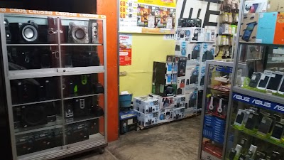 Electronics Store