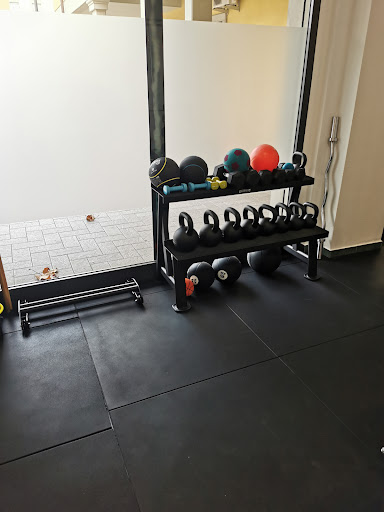 MANA - FITNESS STUDIO