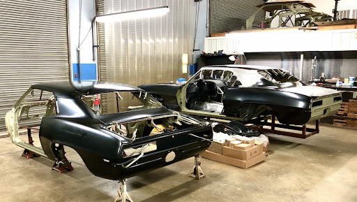 Mike's Custom Cars - Thumbnail