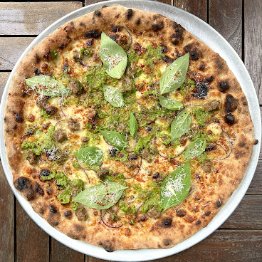 Gracey's Pizza by null