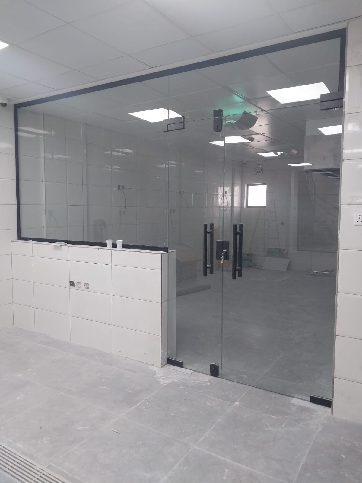 ابو كنان للزجاج السكريت والمرايا والصيانه - صورة 3