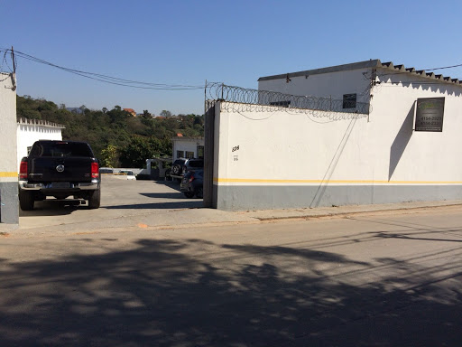 GilliCar Funilaria Pintura de Autos LTDA ME