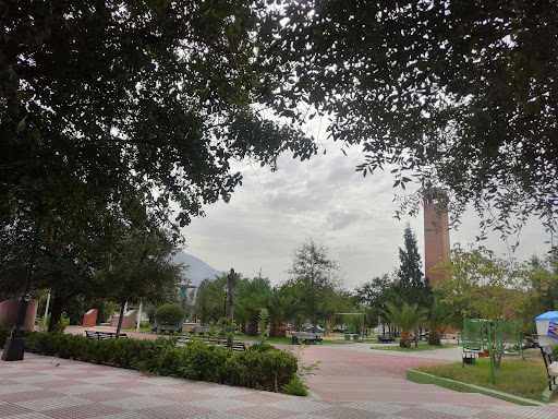 Plaza Hidalgo De Colonia Revolución