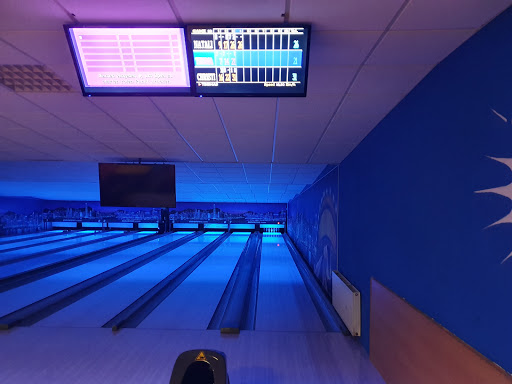 G8 Bistro Bowling - Thumbnail
