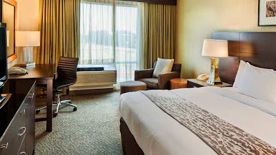 Photos of DoubleTree Club by Hilton Hotel Boston Bayside