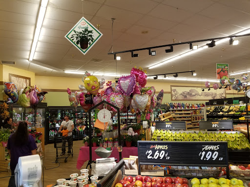 Reese & Ray's IGA - Thumbnail