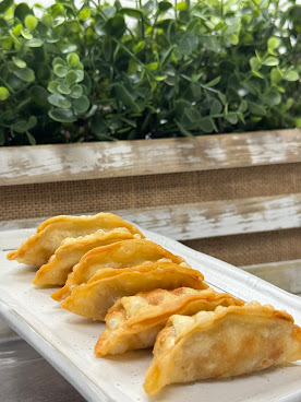 R&B Tea Corona by null