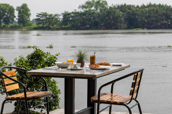 River Cottage by null