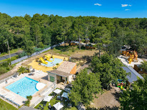Camping Clicochic - Médoc Bleu à Carcans