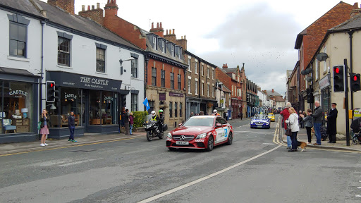 Curzon Ripon - Visual