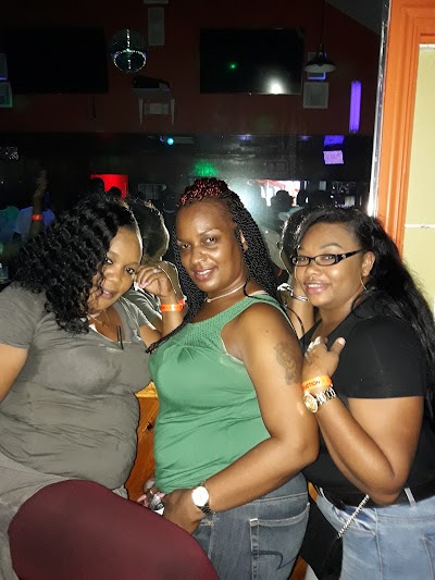 Photos of Club Celebrity Sporting lounge