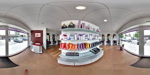 Photo n°12 de Bruno Melgani à Évry-Courcouronnes (Magasin)