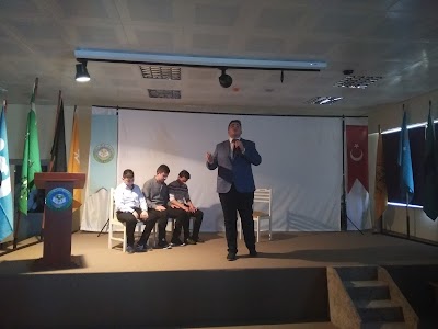 Çarşıbaşı İsmail Çavuş Anadolu İmam Hatip Lisesi