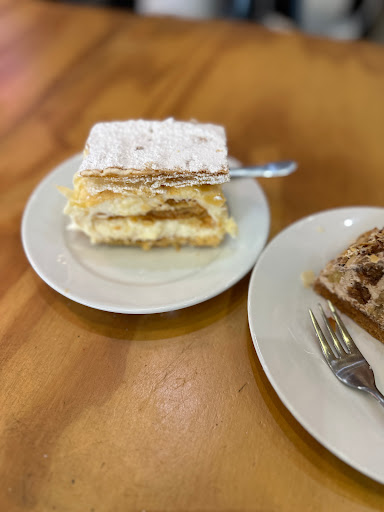 Le Bon Continental Cake Shop - Thumbnail